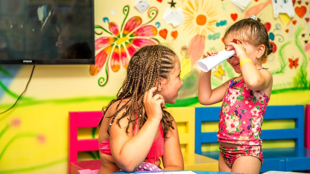 Hawaii Riviera Aqua Park Resort - Families And Couples Only الغردقة المظهر الخارجي الصورة